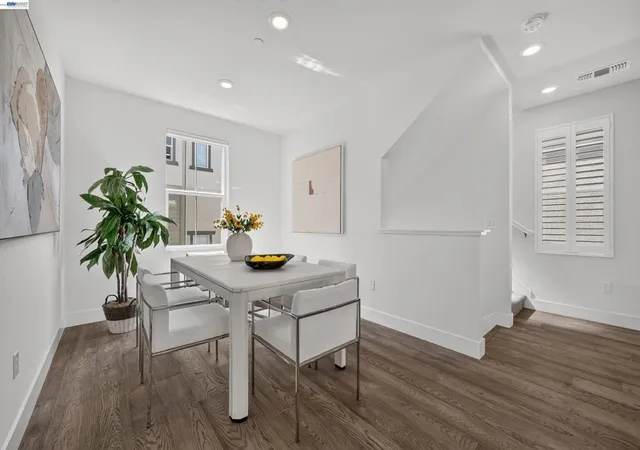 Photo 3 of Single family home for sale at 9177 Wave Cvs Way, Newark, CA 94560 | MLS# 41147754 | Listing updated on 2026-10-30