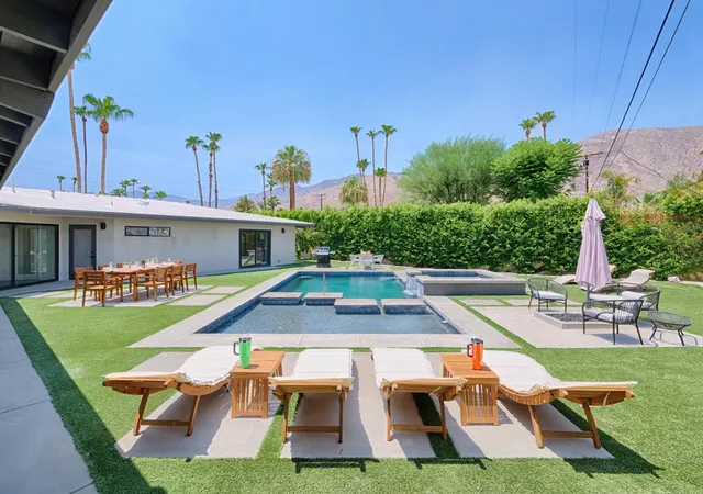 Photo 4 of Single family home for sale at 792 E Mesquite Ave, Palm Springs, CA 92264 | MLS# 219152505DA | Listing updated on 2026-09-13
