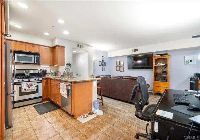 Photo 4 of Condo for sale at 3464 Spring Tide, San Diego, CA 92110 | MLS# NDP2608486 | Listing updated on 2026-09-11
