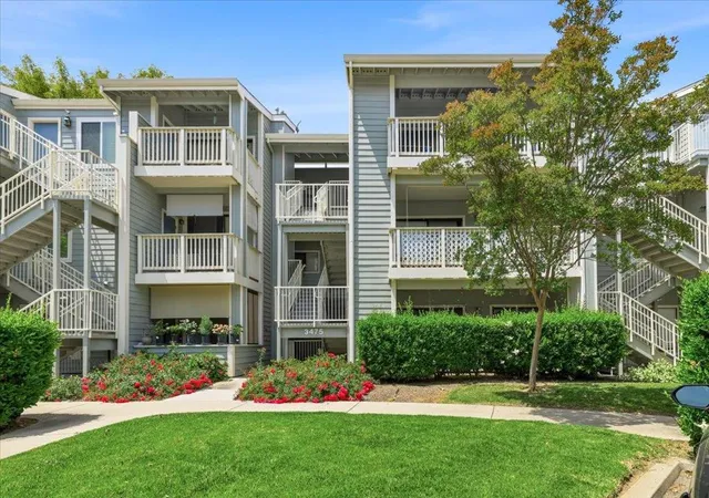 Condo for sale at 3475 Deerwood Terrence #304, Fremont, CA 94536 | MLS# ML82060703
