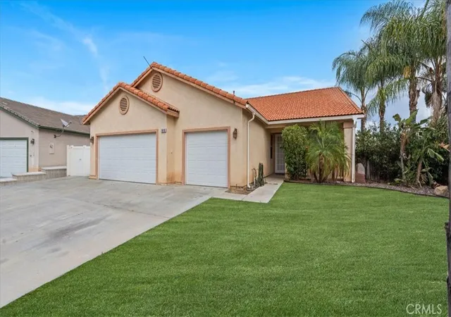 Photo 1 of Single family home for sale at 1818 Giverny Ct, San Jacinto, CA 92583 | MLS# OC26198216 | Listing updated on 2026-09-30