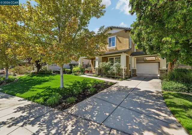 Photo 3 of Single family home for sale at 486 Windflower Way, Oakley, CA 94561 | MLS# 41147756 | Listing updated on 2026-10-06