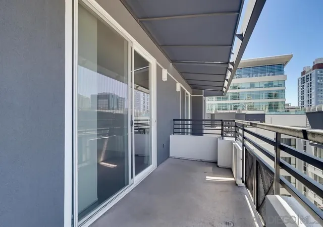 Photo 4 of Condo for sale at 550 Park #2603, San Diego, CA 92101 | MLS# 260022182SD | Listing updated on 2026-10-27