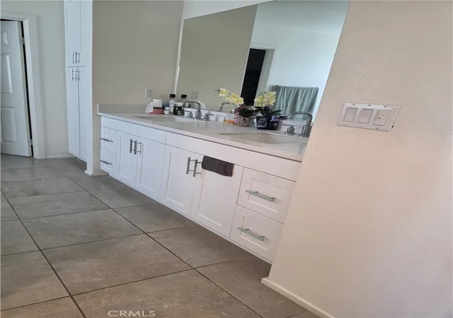 Photo 3 of Single family home for sale at 24926 Gossamer Ct, Moreno Valley, CA 92553 | MLS# IG26198129 | Listing updated on 2026-09-16