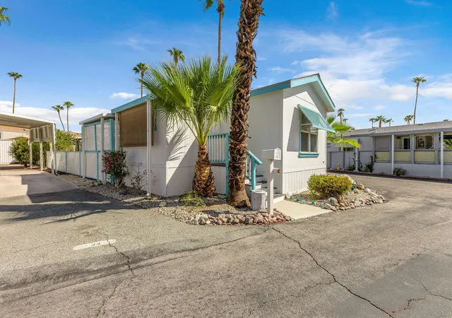 Photo 2 of Manufactured home for sale at 35 Sand Crk, Cathedral City, CA 92234 | MLS# 219152514DA | Listing updated on 2026-09-23