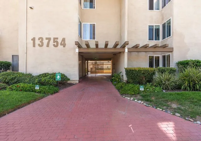 Photo 3 of Condo for sale at 13754 Mango Dr #130, Del Mar, CA 92014 | MLS# 260022189SD | Listing updated on 2026-10-09