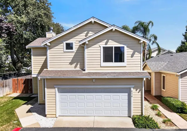 Photo 1 of Single family home for sale at 6416 Laguna Mirage Ln, Elk Grove, CA 95758 | MLS# ML82060730 | Listing updated on 2026-10-12