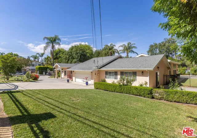 Photo 1 of Sale Pending at 19717 Wells Dr, Woodland Hills, CA 91364 | MLS# 26986615 | Listing updated on 2026-10-09
