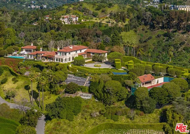 Photo 2 of Mansion for sale at 1309 Davies Dr, Beverly Hills, CA 90210 | MLS# 26986659 | Listing updated on 2026-09-23