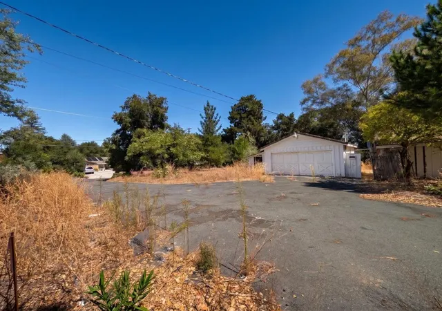 Photo 3 of Land for sale at 20032 Herriman Ave, Saratoga, CA 95070 | MLS# ML82060261 | Listing updated on 2026-09-22