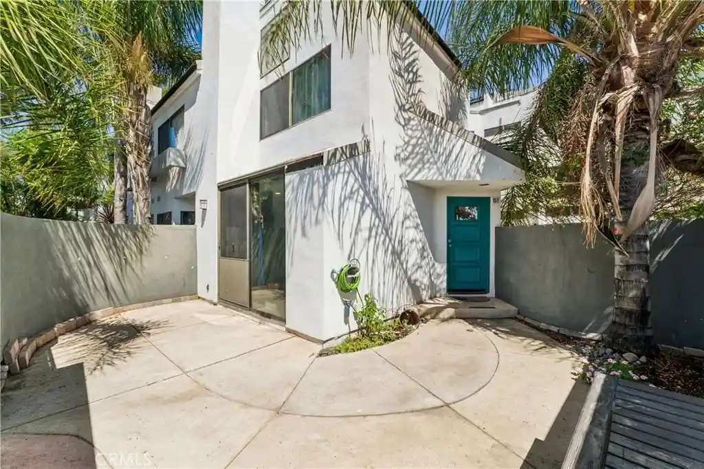 Photo 1 of Townhouse for sale at 1142 Tivoli Ln #157, Simi Valley, CA 93065 | MLS# SR26191497 | Listing updated on 2026-10-17