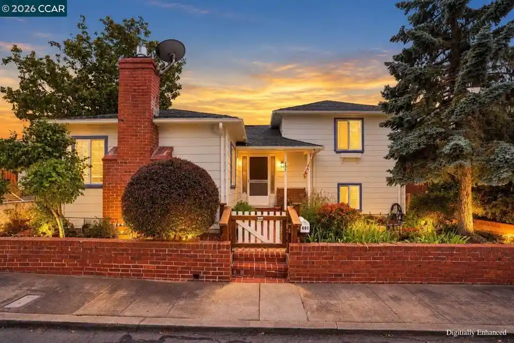 Single family home for sale at 601 Alhambra St, Crockett, CA 94525 | MLS# 41147778