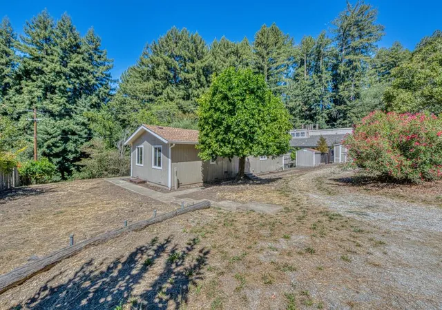 Photo 2 of Sale Pending at 185 Timber Lodge Rd, Los Gatos, CA 95033 | MLS# ML82060742 | Listing updated on 2026-10-09