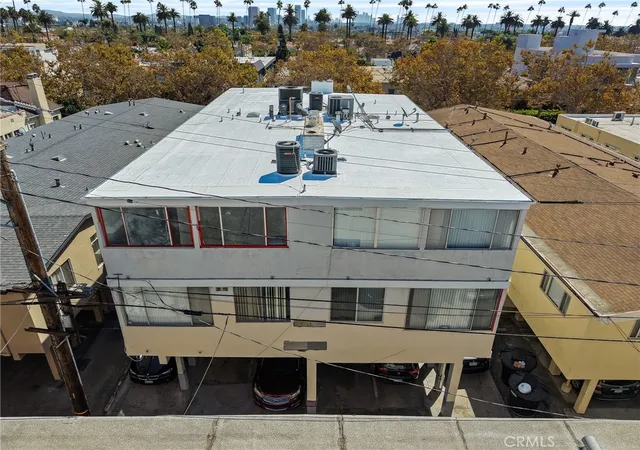 Photo 3 of House for sale at 329 S Rexford Dr, Beverly Hills, CA 90212 | MLS# PW26197918 | Listing updated on 2026-09-10