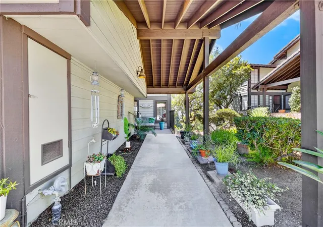 Photo 3 of Single family home for sale at 607 N Cataract Ave, San Dimas, CA 91773 | MLS# CV26198361 | Listing updated on 2026-09-26