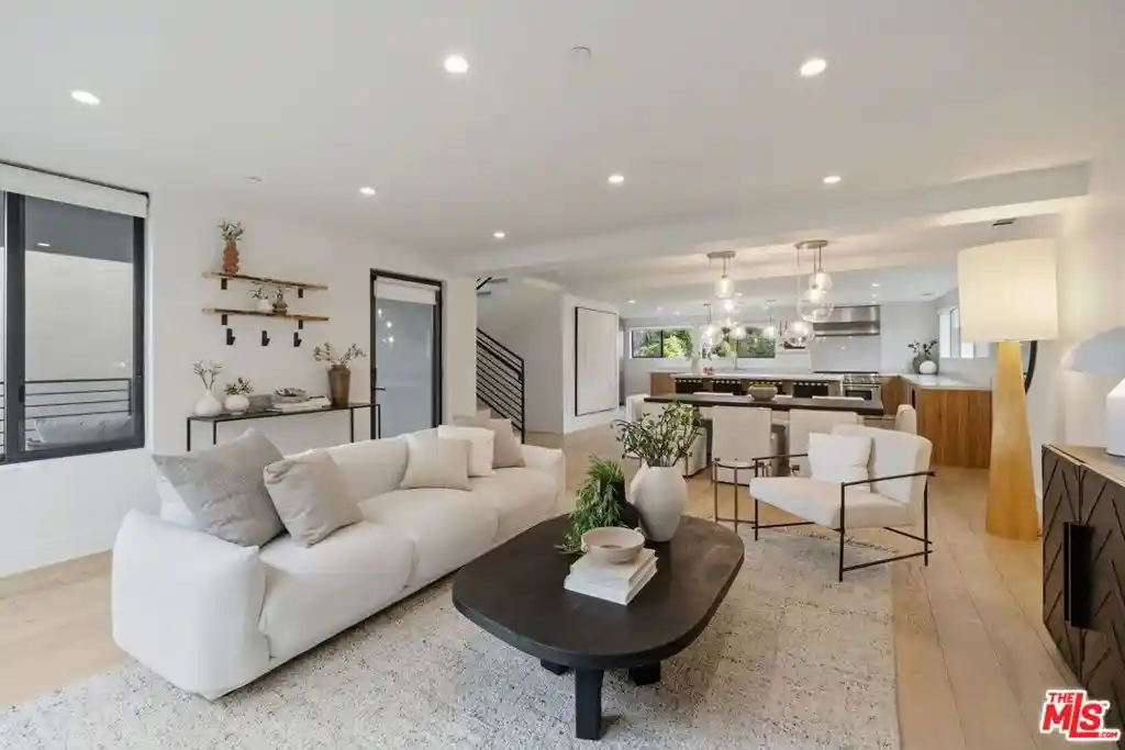 Photo 1 of Single family home for sale at 663 Vernon Ave, Venice, CA 90291 | MLS# 26984811 | Listing updated on 2026-10-27