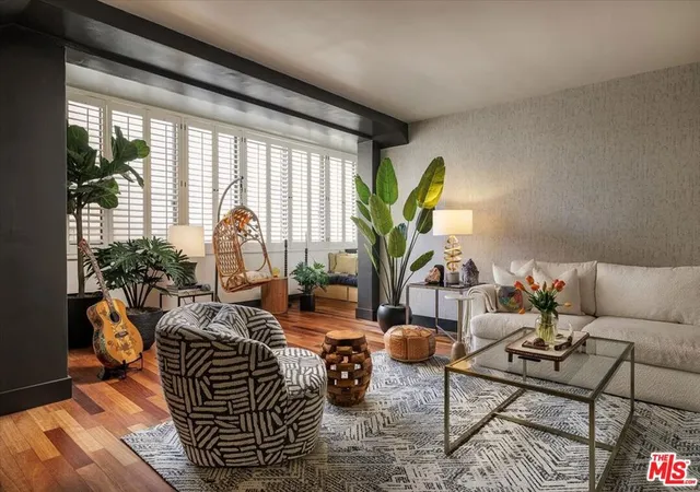 Condo for sale at 531 N Rossmore Ave #204, Los Angeles, CA 90004 | MLS# 26986045