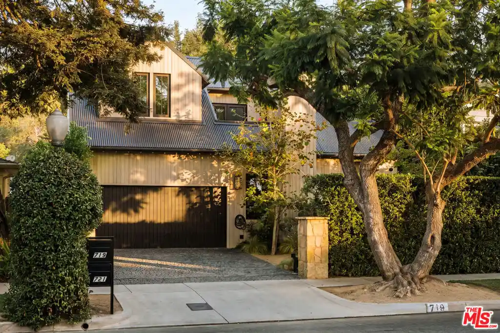 Photo 1 of Single family home for sale at 719 San Lorenzo St, Santa Monica, CA 90402 | MLS# 26985973 | Listing updated on 2026-10-20