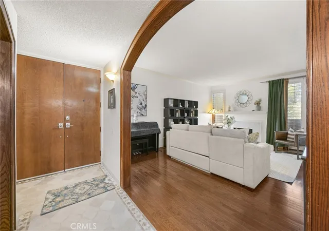 Photo 3 of Condo for sale at 700 S Lake Ave #109, Pasadena, CA 91106 | MLS# WS26198195 | Listing updated on 2026-10-04