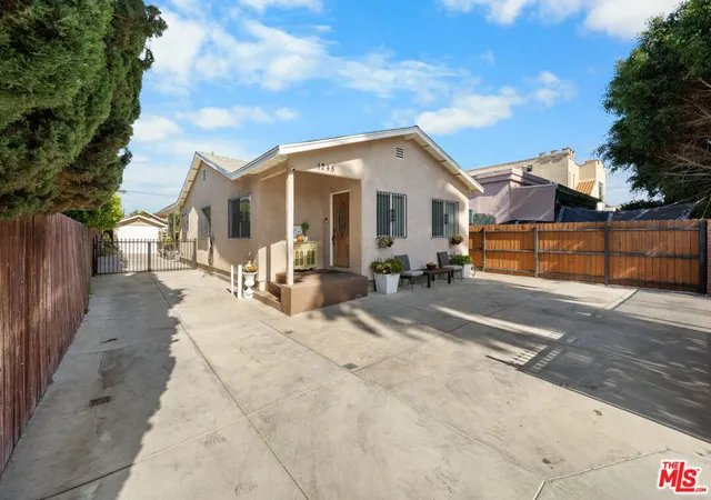 Photo 1 of Single family home for sale at 1245 S Muirfield Rd, Los Angeles, CA 90019 | MLS# 26986771 | Listing updated on 2026-09-18