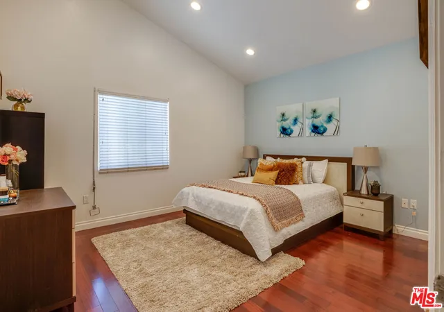 Photo 3 of Single family home for sale at 1245 S Muirfield Rd, Los Angeles, CA 90019 | MLS# 26986771 | Listing updated on 2026-09-18