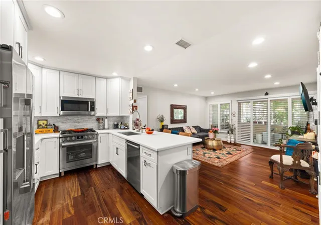 Photo 1 of Condo for sale at 3860 Amberly Dr #F, Inglewood, CA 90305 | MLS# CV26198653 | Listing updated on 2026-10-05