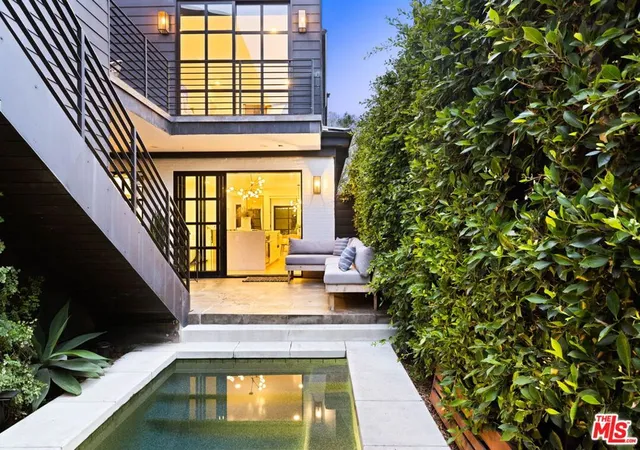 Photo 1 of Sale Pending at 3024 Stanford Ave, Marina Del Rey, CA 90292 | MLS# 26986763 | Listing updated on 2026-10-07