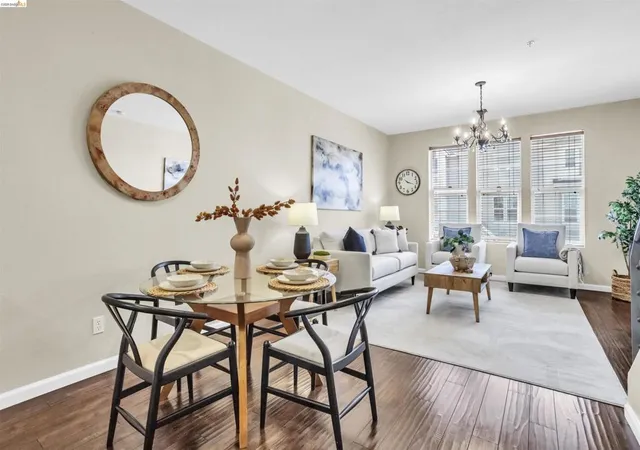 Photo 3 of Sale Pending at 1543 Nevin Plz, Richmond, CA 94801 | MLS# 41147820 | Listing updated on 2026-09-30