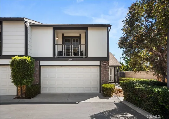 Photo 2 of Sale Pending at 2650 W Meadowview Ln, Anaheim, CA 92804 | MLS# PW26196335 | Listing updated on 2026-10-12
