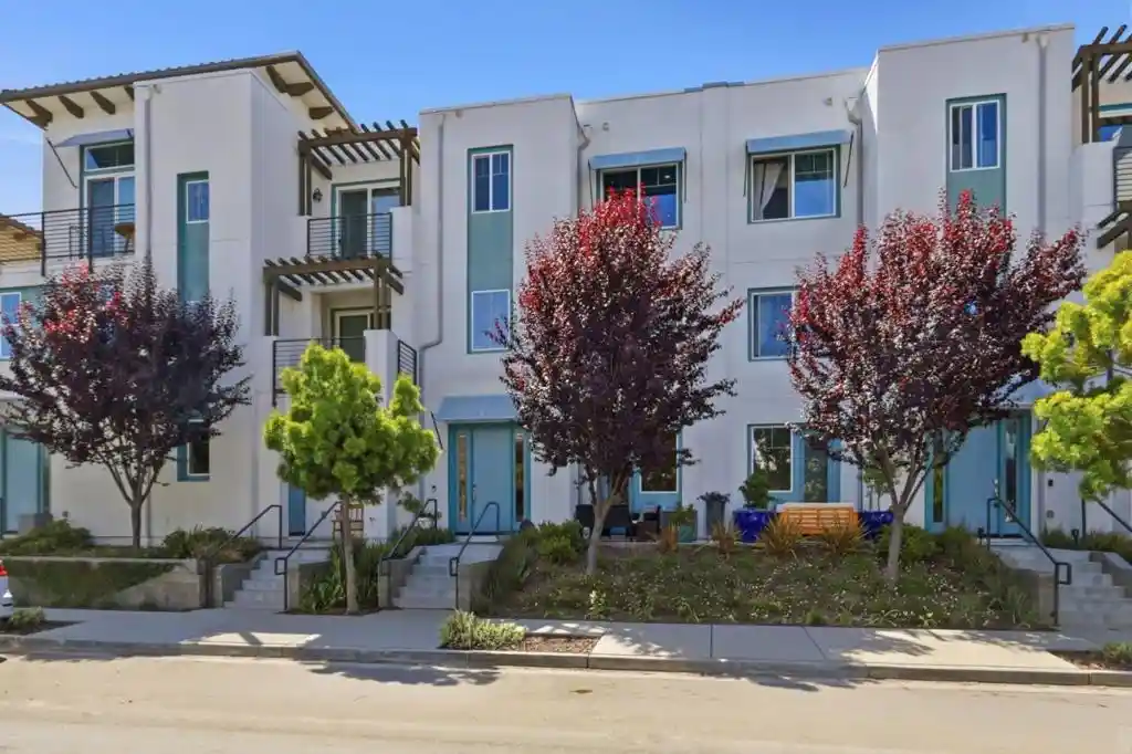 Condo for sale at 3091 Lina St #4, San Jose, CA 95136 | MLS# ML82060214