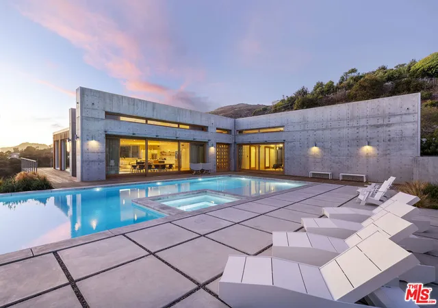 Photo 3 of Single family home for sale at 24689 Pacific Coast Hwy, Malibu, CA 90265 | MLS# 26986817 | Listing updated on 2026-09-18
