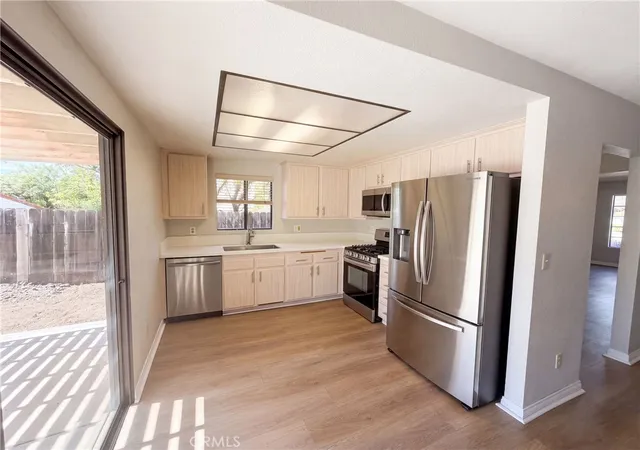 Photo 3 of Sale Pending at 25431 Pistache Ct, Murrieta, CA 92563 | MLS# IV26198697 | Listing updated on 2026-09-28