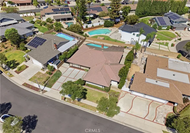Photo 4 of Sale Pending at 349 W Fern, Fullerton, CA 92832 | MLS# PW26198622 | Listing updated on 2026-09-22