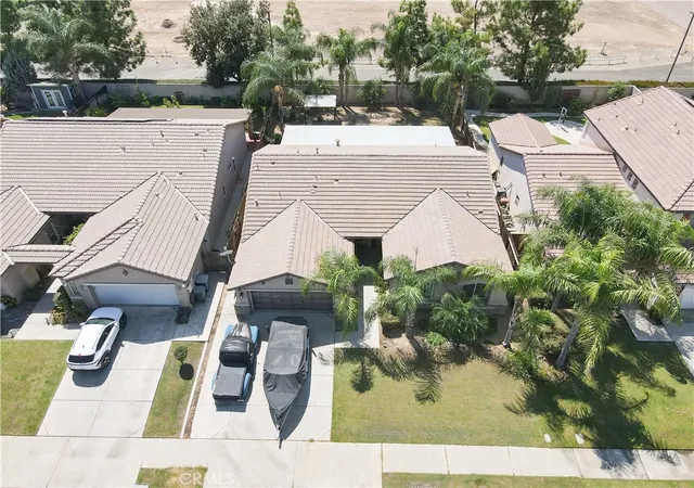 Photo 2 of Sale Pending at 11107 Snowcreek Fls, Bakersfield, CA 93312 | MLS# NS26198736 | Listing updated on 2026-09-25