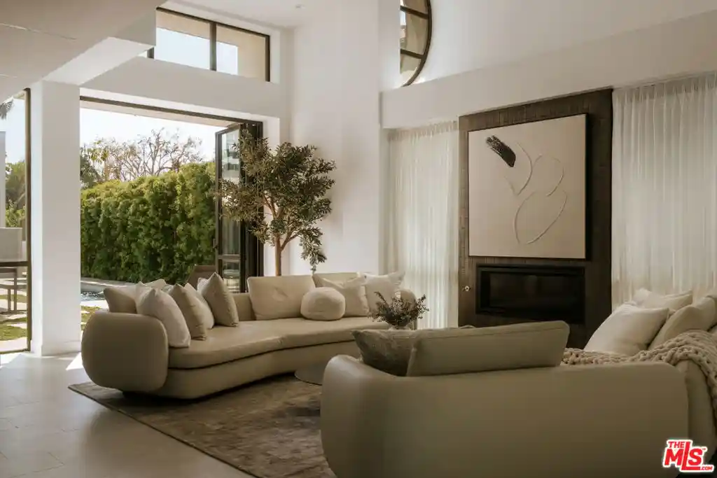Photo 1 of Single family home for sale at 218 Alta Ave, Santa Monica, CA 90402 | MLS# 26969897 | Listing updated on 2026-10-19