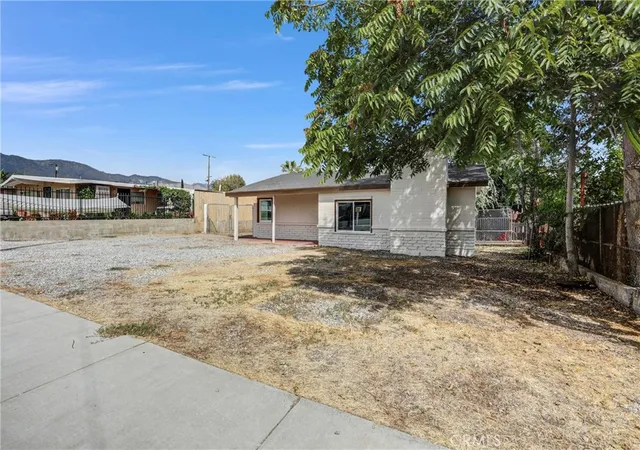 Photo 1 of Single family home for sale at 832 N Almond Way, Banning, CA 92220 | MLS# OC26197999 | Listing updated on 2026-10-08
