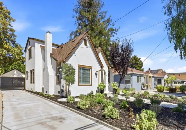 Photo 2 of Single family home for sale at 523 Hull Ave, San Jose, CA 95125 | MLS# ML82060796 | Listing updated on 2026-10-12