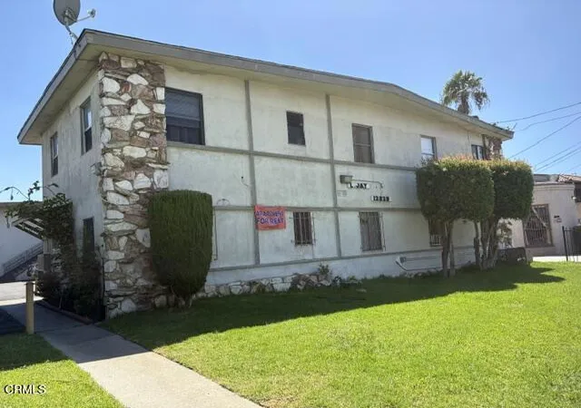 Multi family home for sale at 12620 S Figueroa St, Los Angeles, CA 90061 | MLS# P1-28780