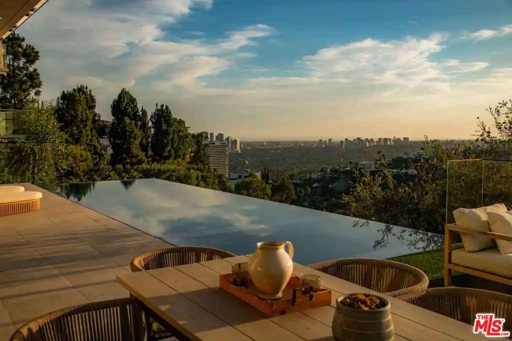 Photo 1 of Mansion for sale at 1511 Skylark Ln, Los Angeles, CA 90069 | MLS# 26986095 | Listing updated on 2026-10-14