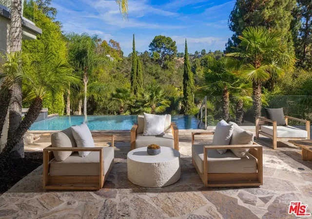 Photo 3 of Mansion for sale at 2731 Hutton Dr, Beverly Hills, CA 90210 | MLS# 26986143 | Listing updated on 2026-10-07