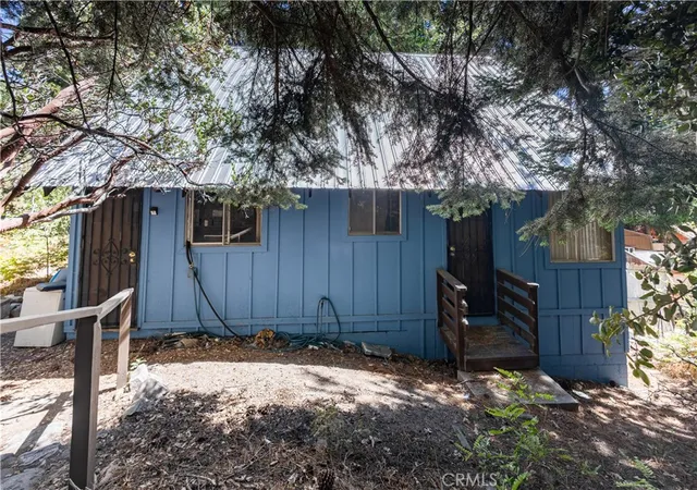 Single family home for sale at 5895 Robin Oak, Angelus Oaks, CA 92305 | MLS# CV26198836