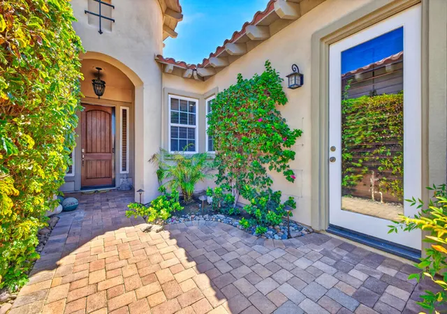 Photo 3 of Single family home for sale at 52320 Whirlaway Trl, La Quinta, CA 92253 | MLS# 219152545DA | Listing updated on 2026-09-13