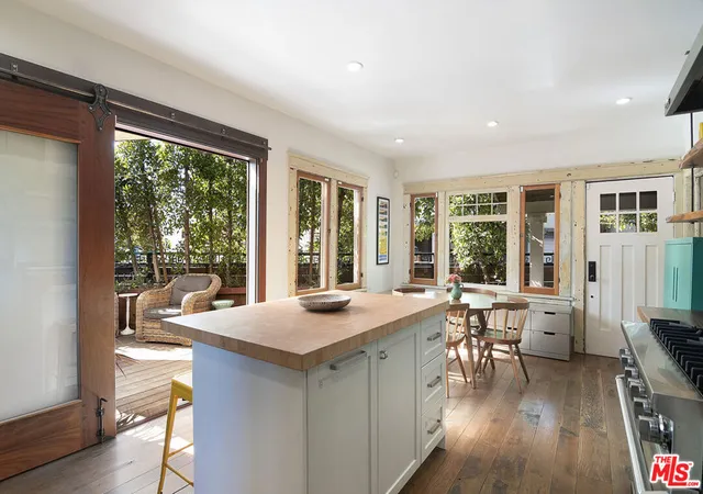 Photo 1 of Single family home for sale at 1130 Electric Ave, Venice, CA 90291 | MLS# 26986895 | Listing updated on 2026-09-18