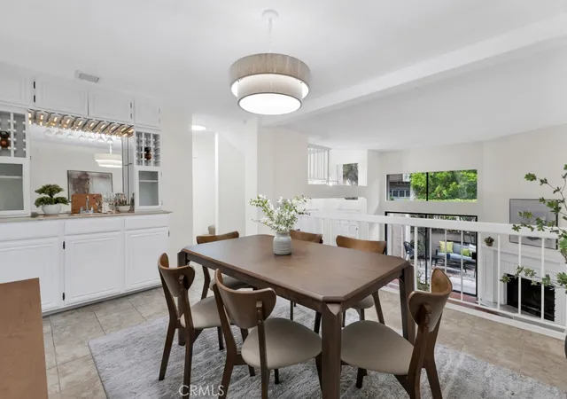 Photo 2 of Sale Pending at 21500 Califa St #159, Woodland Hills, CA 91367 | MLS# SR26197552 | Listing updated on 2026-09-29