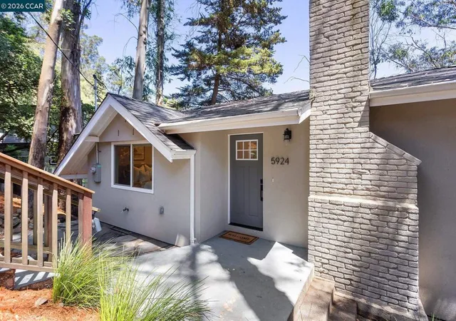 Photo 1 of Single family home for sale at 5924 Balboa Dr, Oakland, CA 94611 | MLS# 41147879 | Listing updated on 2026-10-09