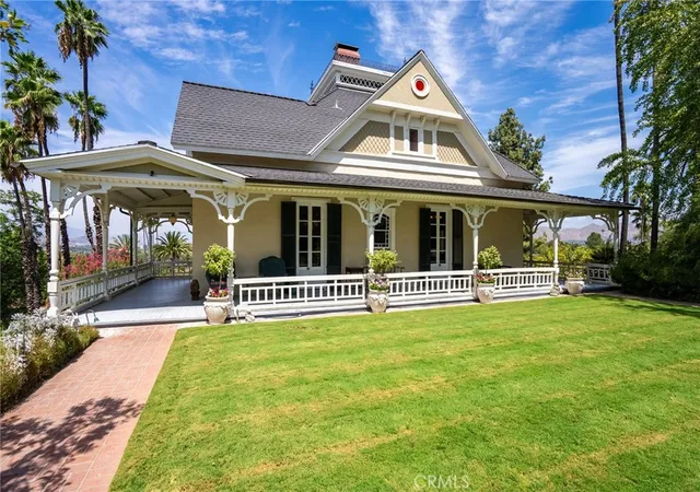 Photo 2 of Single family home for sale at 2812 Ivy, Riverside, CA 92506 | MLS# IV26198138 | Listing updated on 2026-09-13