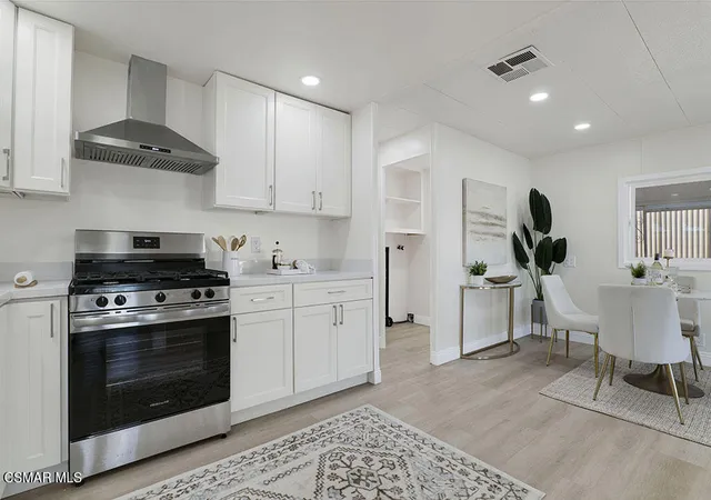 Photo 2 of Manufactured home for sale at 40 Heather Way, Ventura, CA 93004 | MLS# 226004346 | Listing updated on 2026-10-08