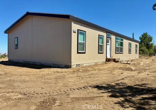 Photo 1 of Single family home for sale at 2022 Smoketree Rd, Pinon Hills, CA 92372 | MLS# HD26199034 | Listing updated on 2026-09-13