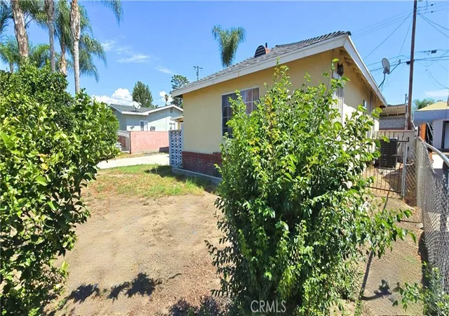 Photo 4 of Sale Pending at 2370 Marquette Ave, Pomona, CA 91766 | MLS# GD26198879 | Listing updated on 2026-10-28