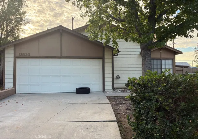 Photo 2 of Condo for sale at 13930 Olive Grv Ln, Sylmar, CA 91342 | MLS# SR26198673 | Listing updated on 2026-10-10